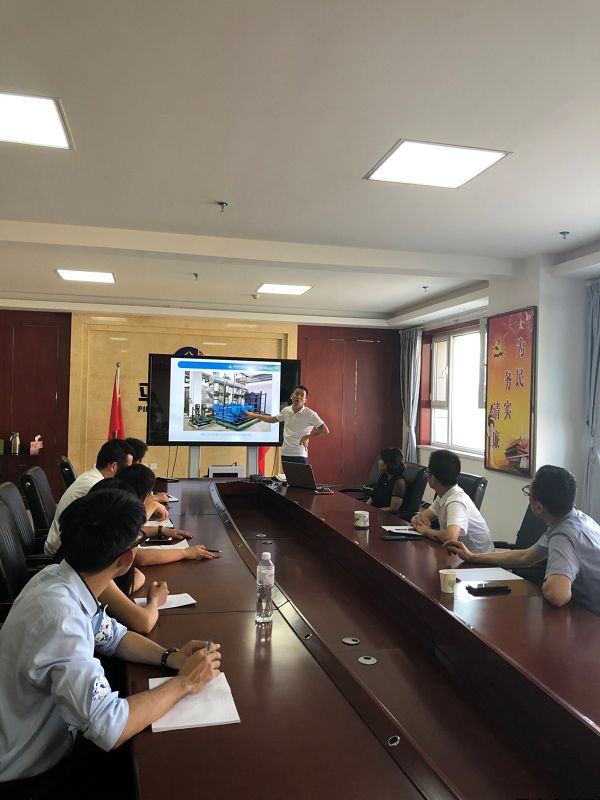 公司副總經(jīng)理裴林虎主持召開供熱項目建設(shè)運營管理工作培訓(xùn)會(圖2) 公司副總經(jīng)理裴林虎主持召開供熱項目建設(shè)運營管理工作培訓(xùn)會(圖2)